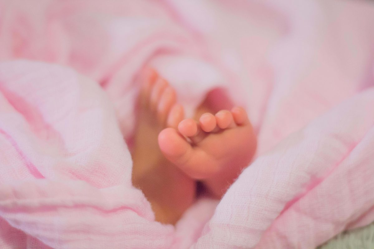 baby feet in pink blanket - Mother's Day posts